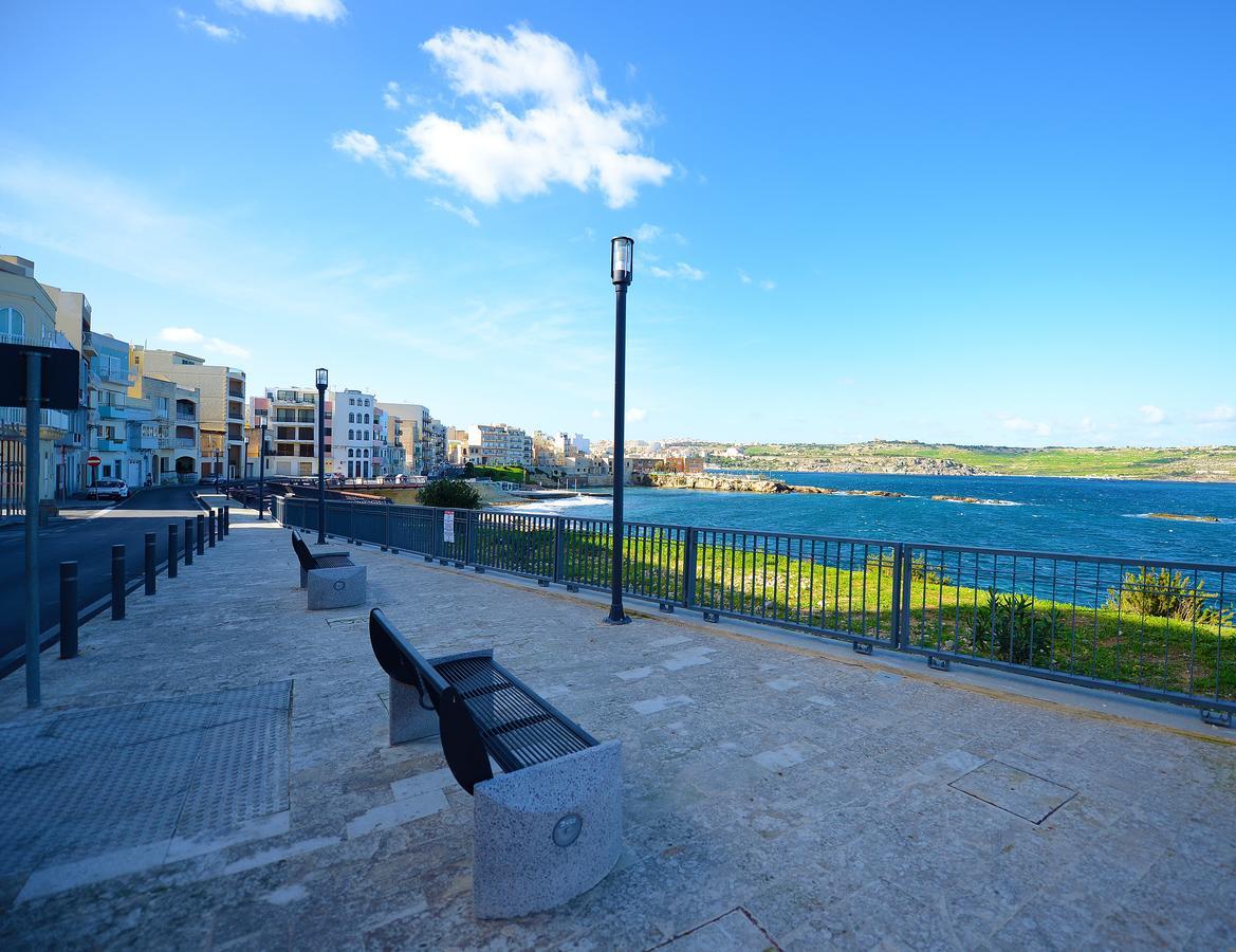 Blue Harbour 2 Bedroom Seafront Apartments With Stunning Seaviews - By Getawaysmalta Сент-Полс-Бей Экстерьер фото